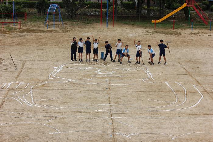 頭を大きめにつくってあります