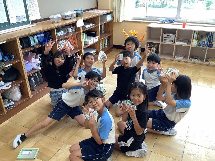 ことわざかるたでたくさんのことわざを覚えます