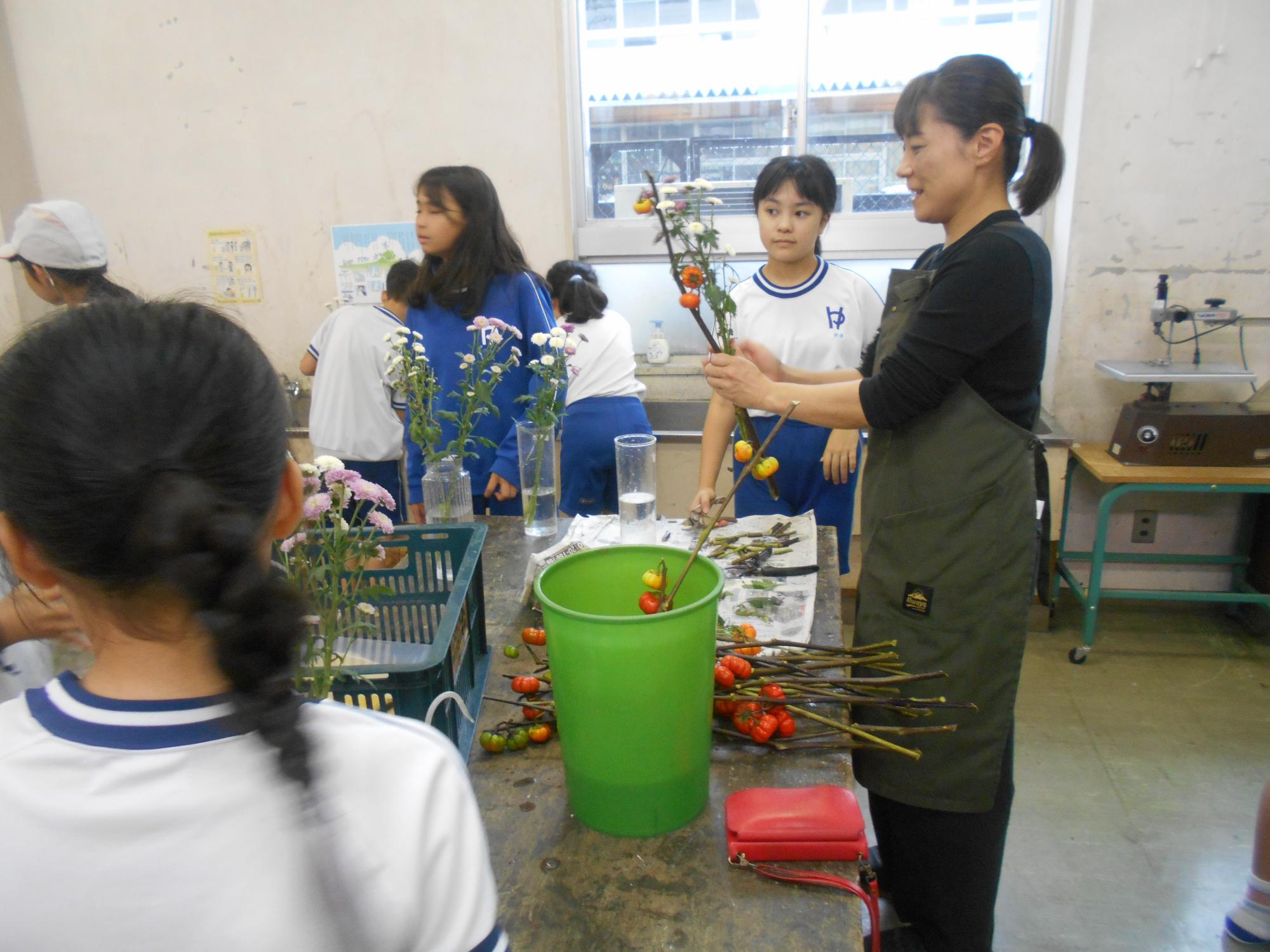 地域のお花屋さんが説明をしてくれます。