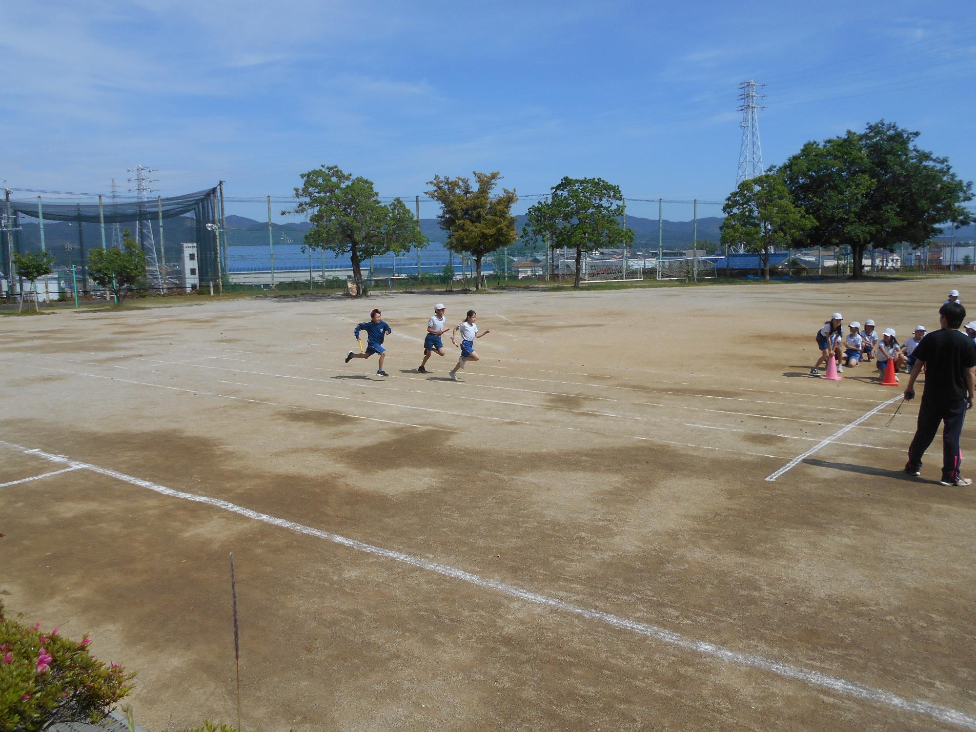もうすぐバトンを渡します。