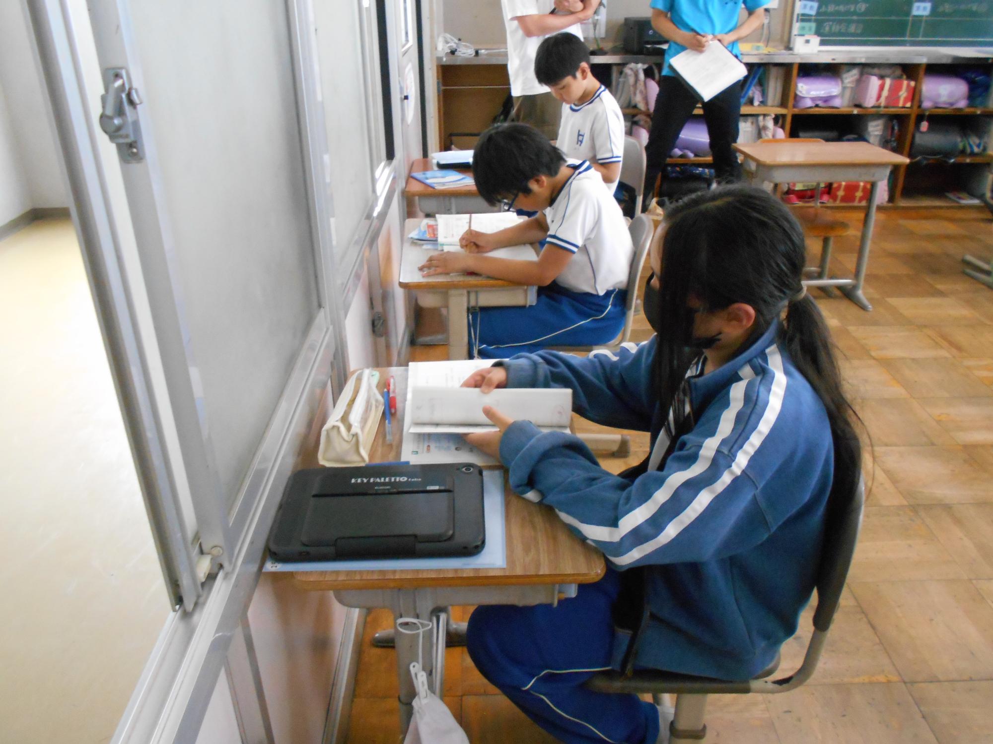もくもくコースで学習しています。