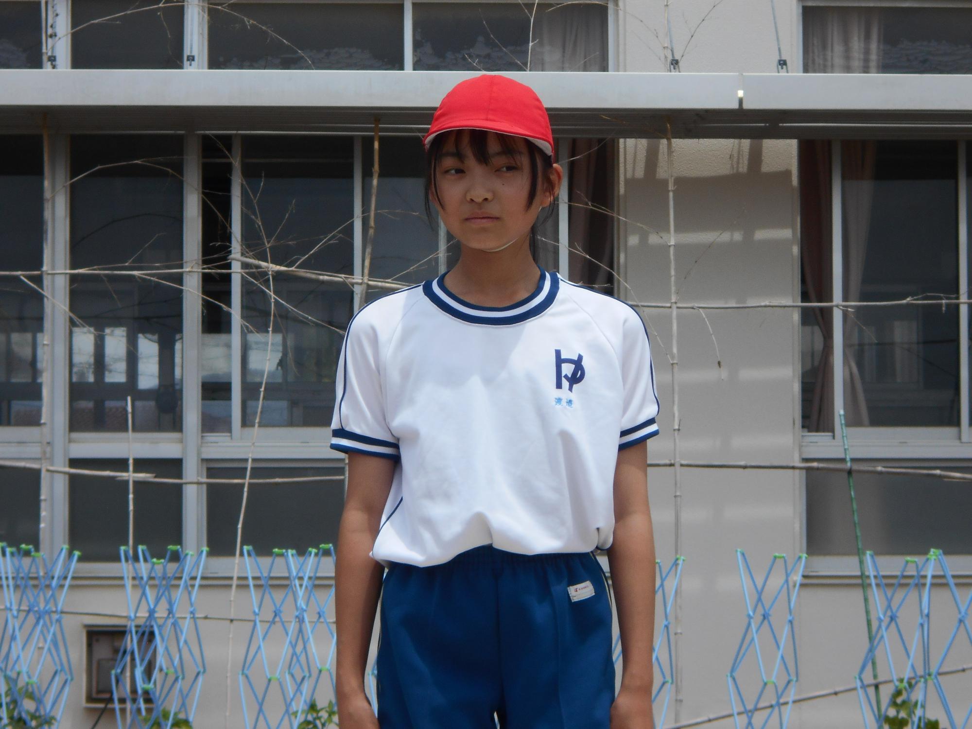 当日、体操を朝礼台の上で指揮します。