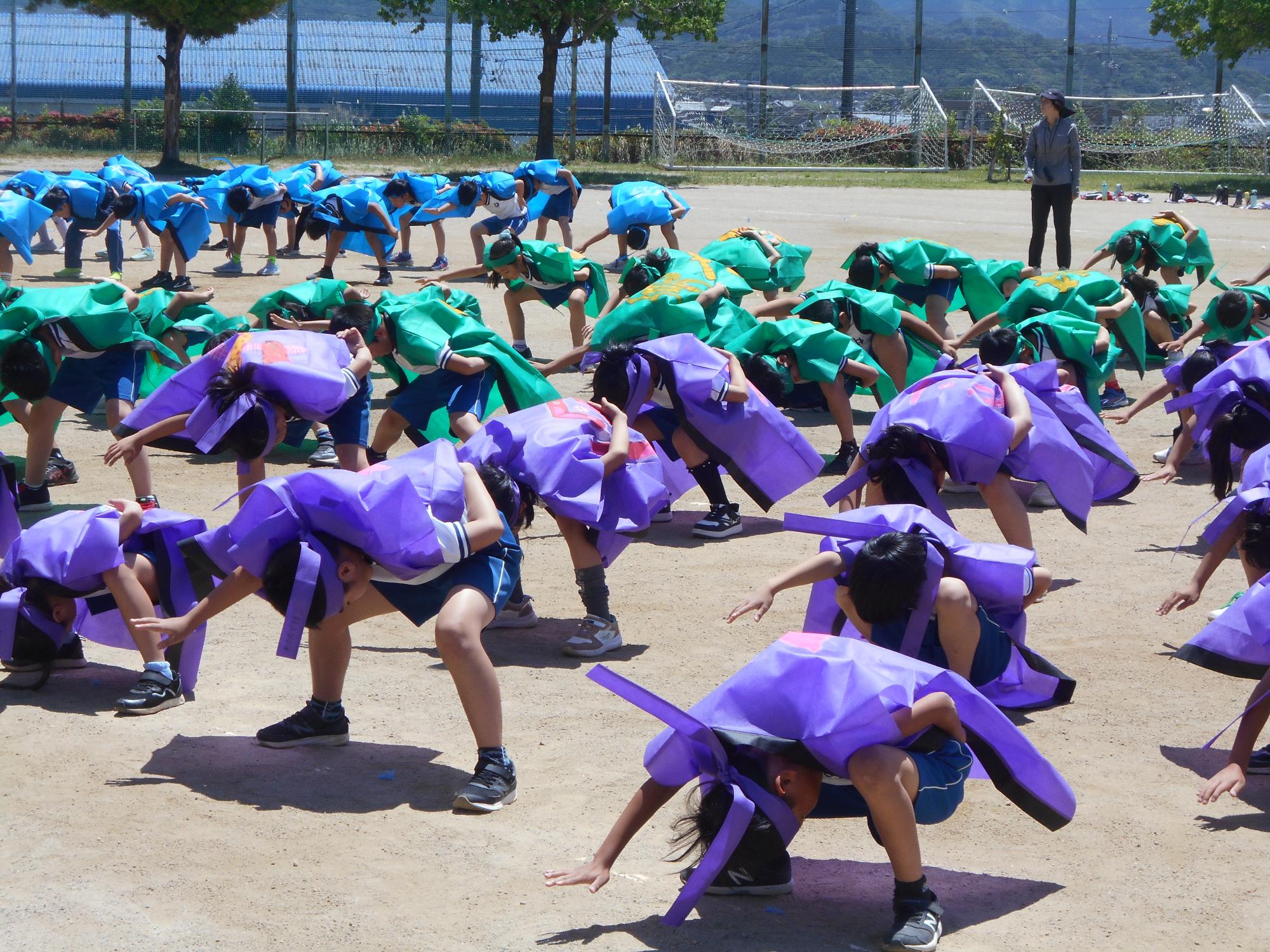 かまえのポーズもきまっています。
