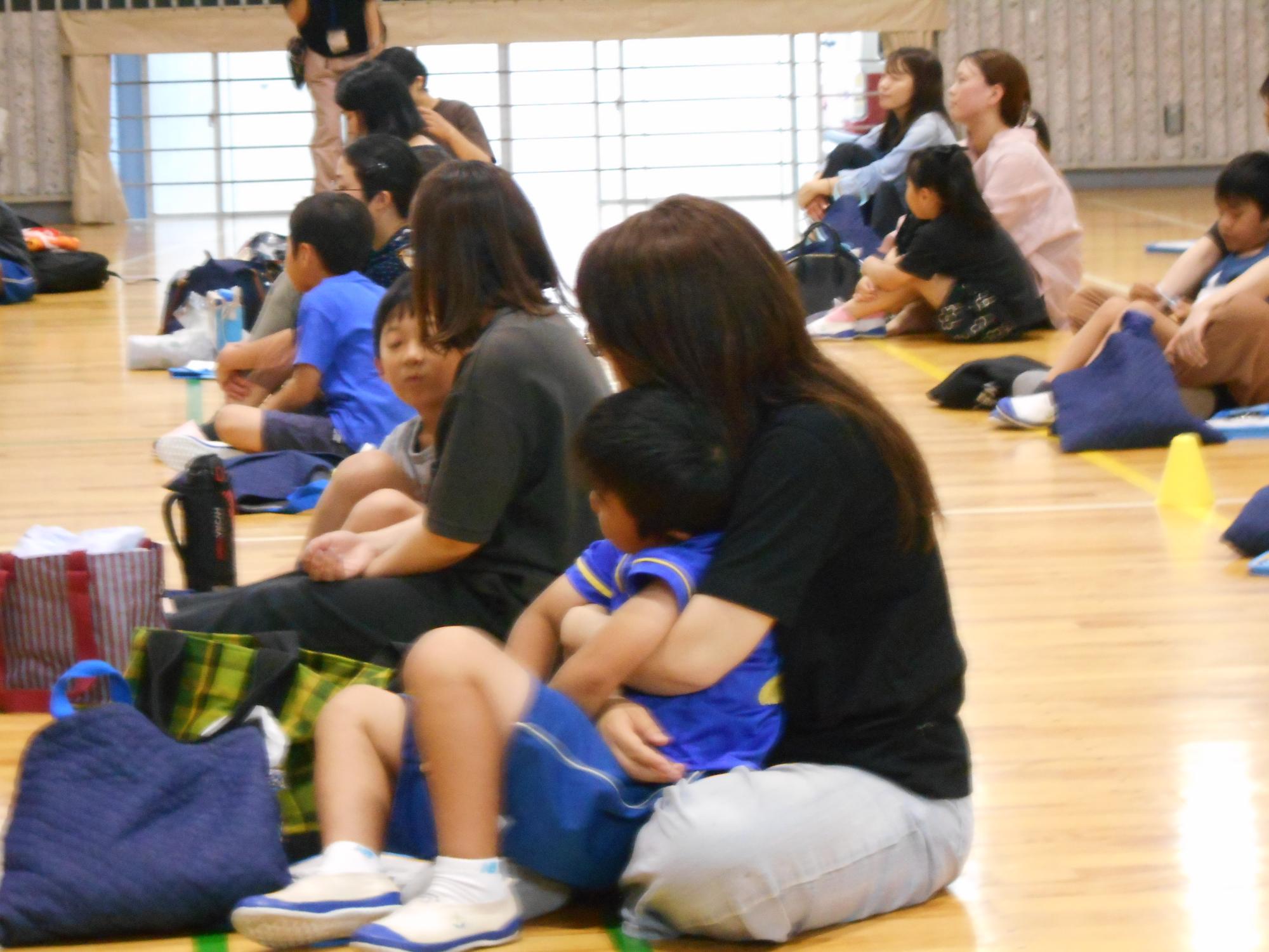おうちの人と一緒に学びました。