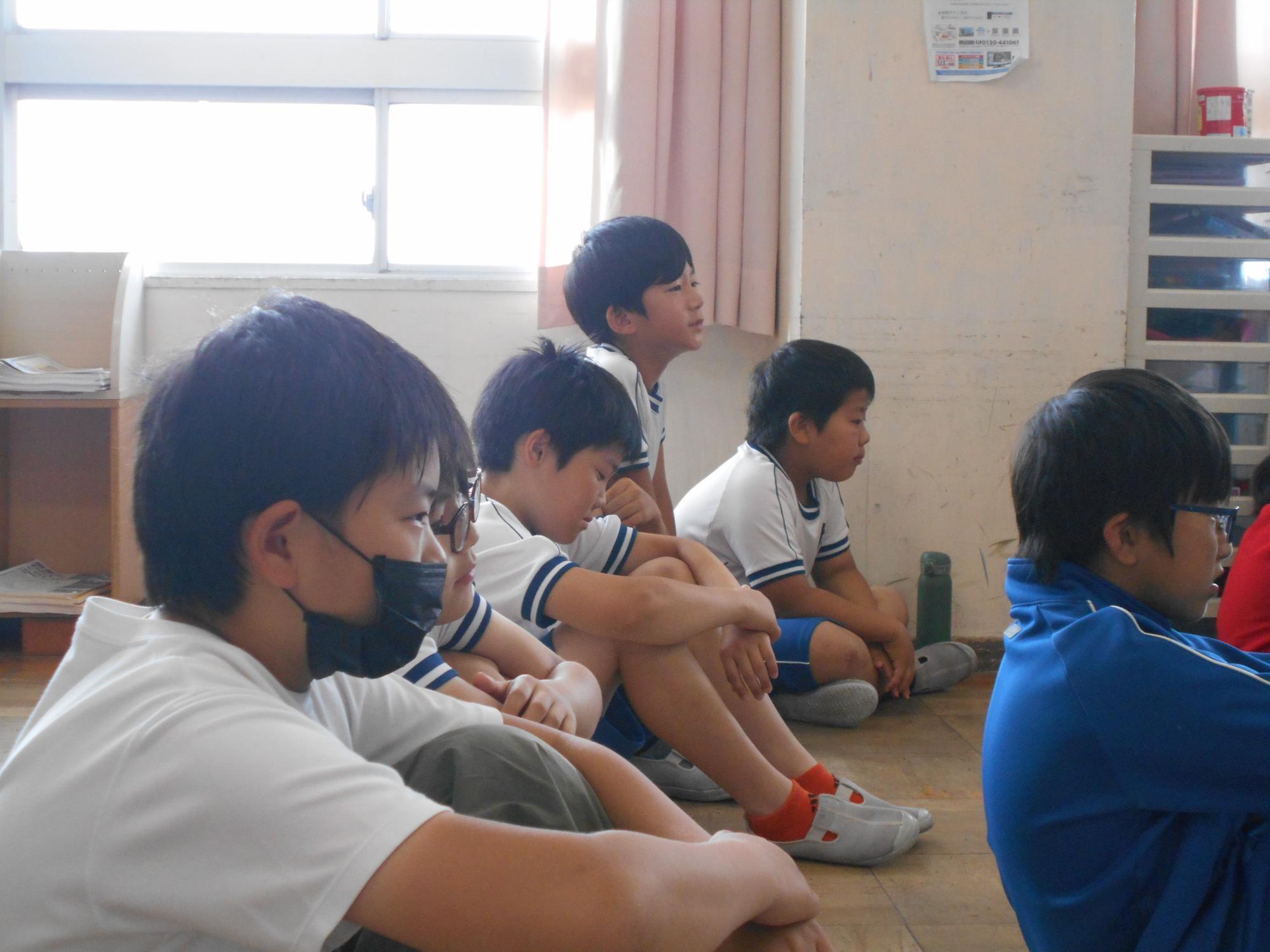 どんどん本の中に引き込まれていきます。