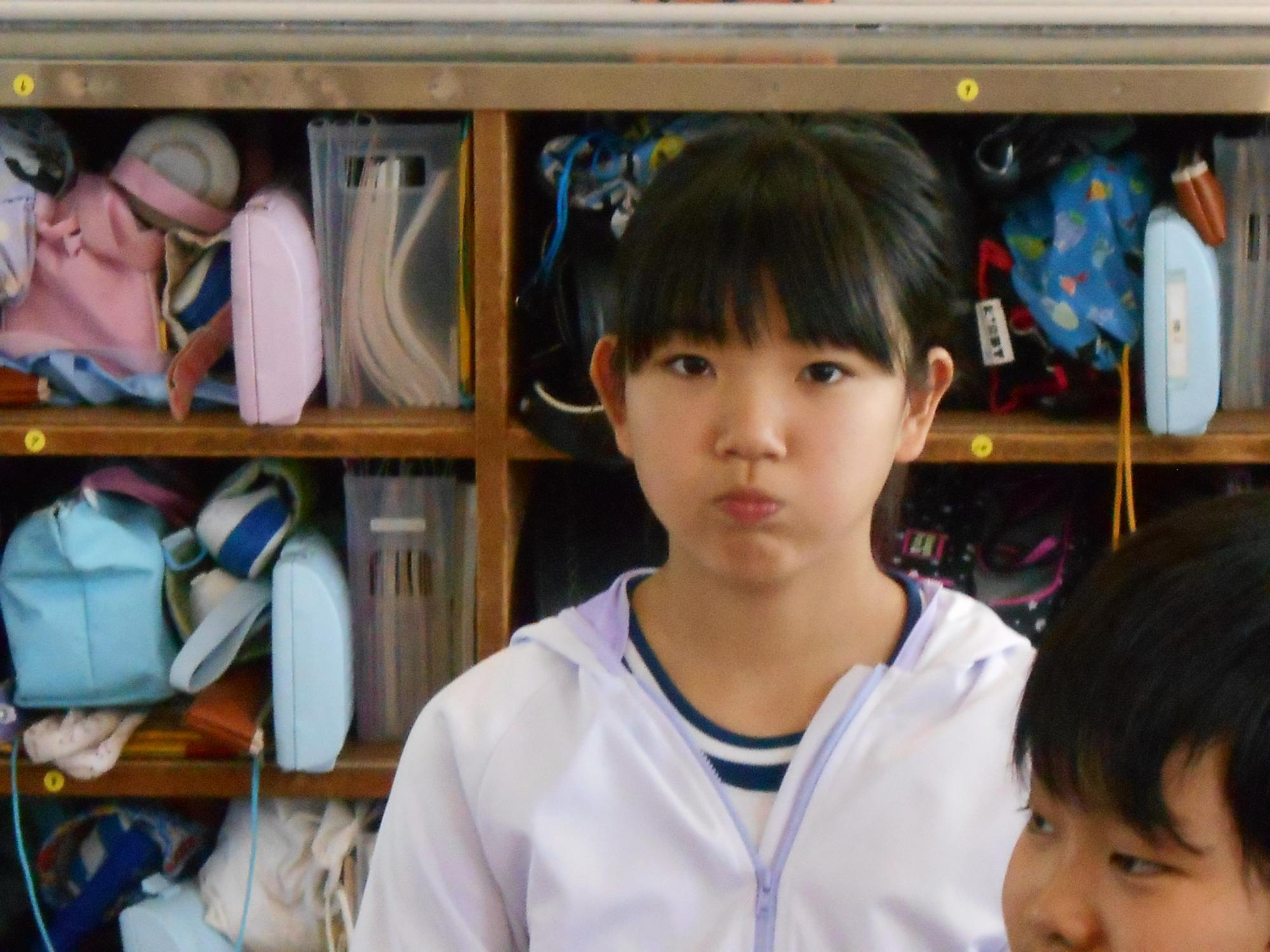 口全体を洗口します。