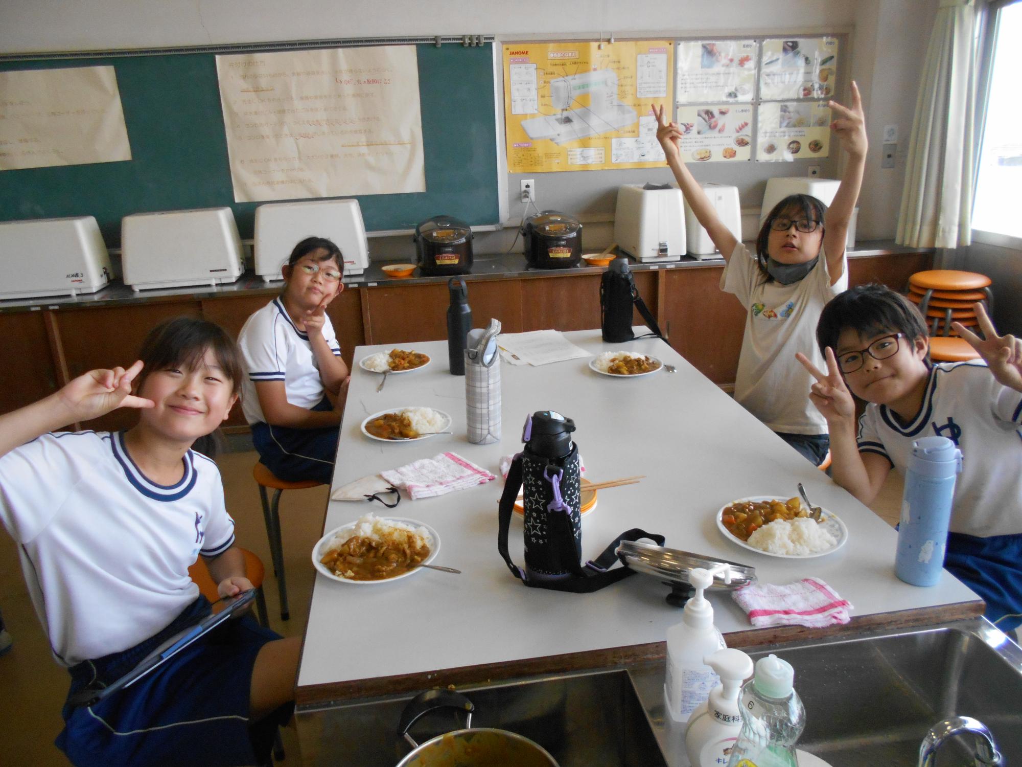 みんなで実食です。
