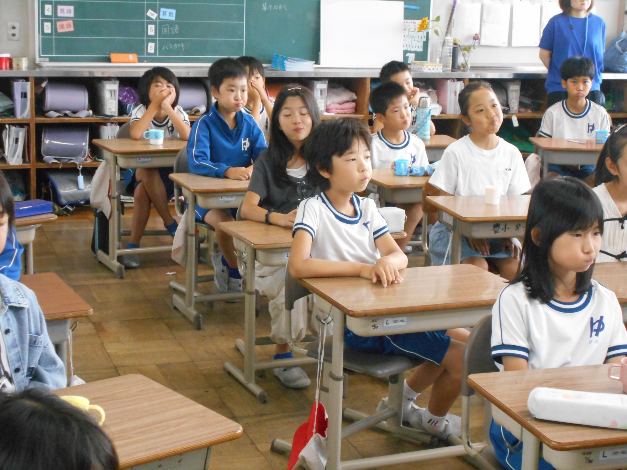 学級で取り組みます。