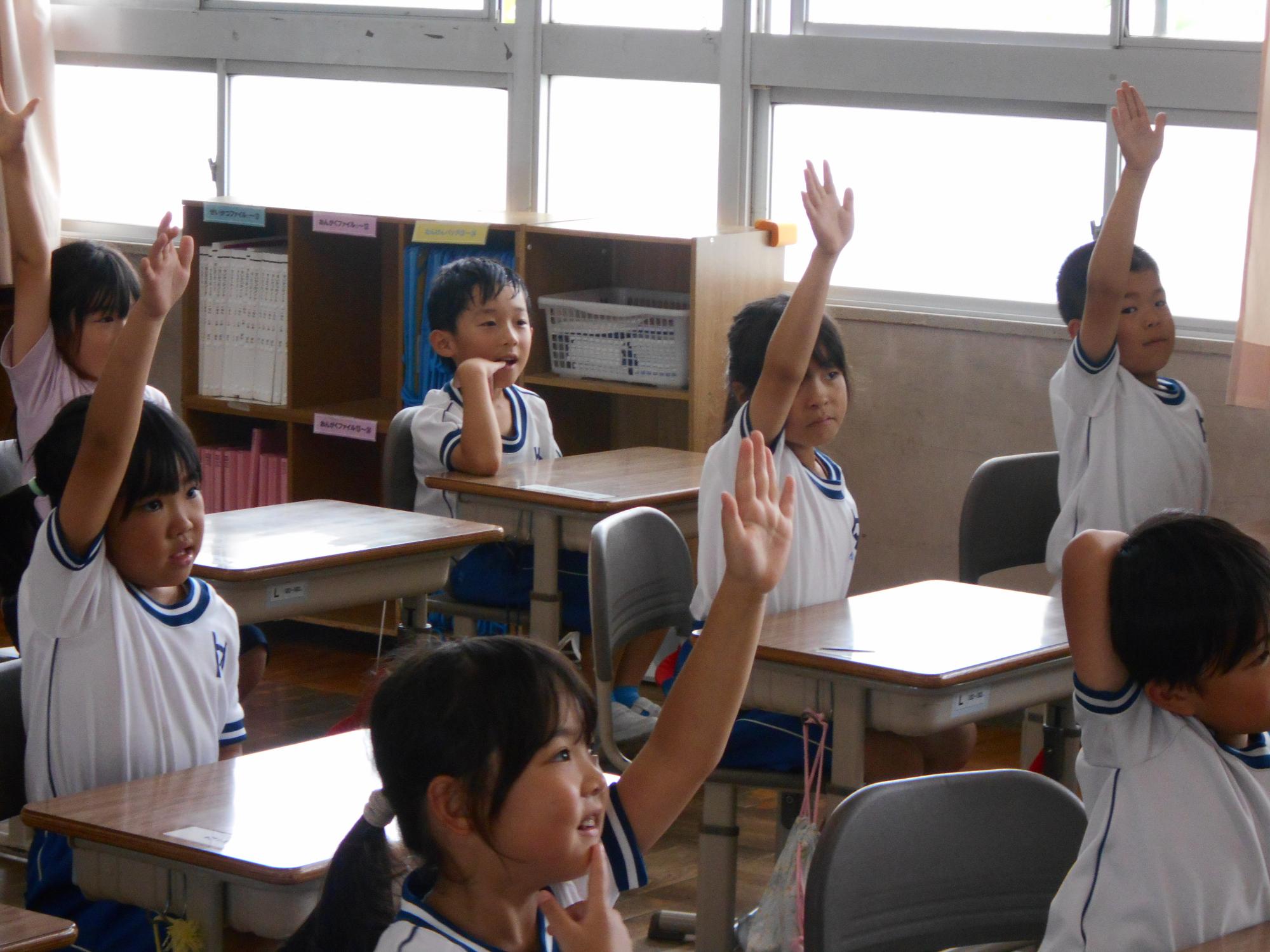 多くの子どもが発言をします。