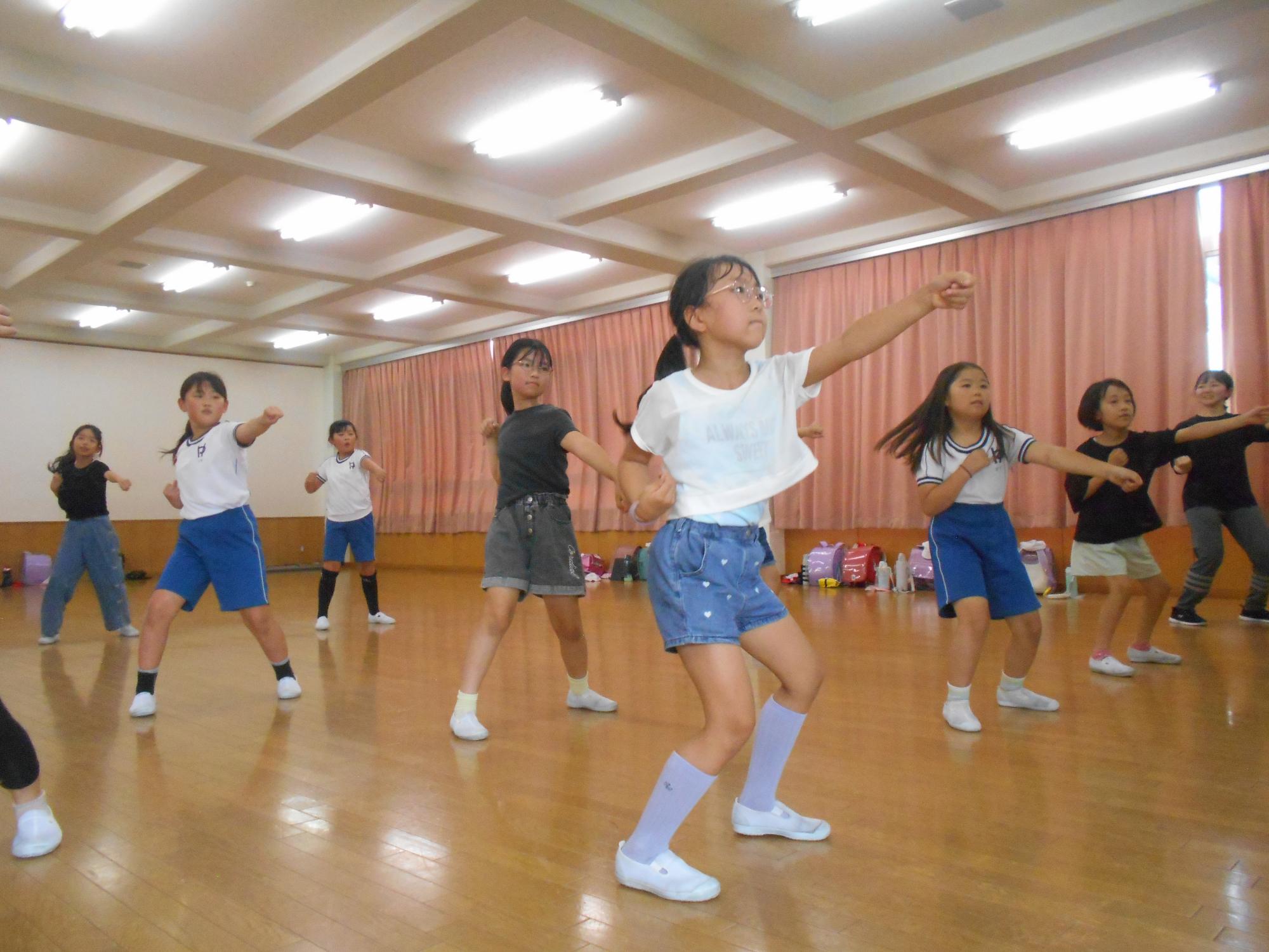 クラブ