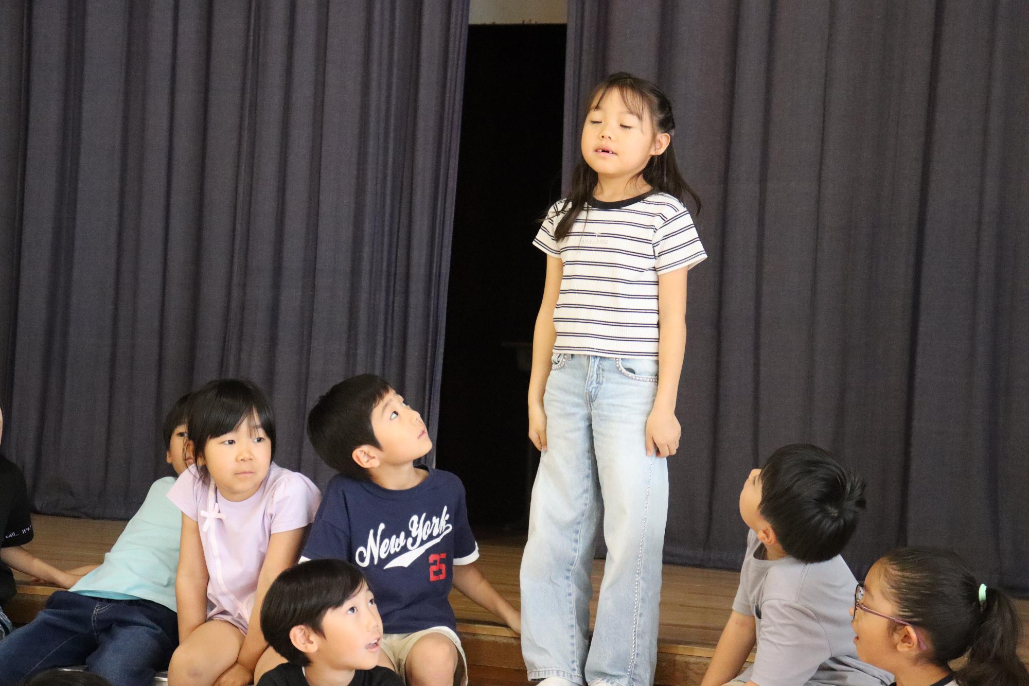 自分の意見を言います。