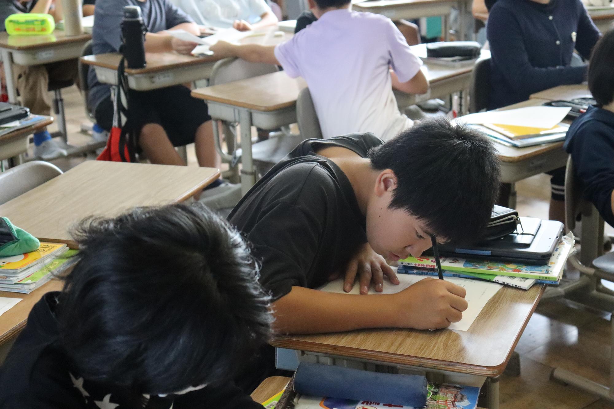 自分の意見をしっかり書く。