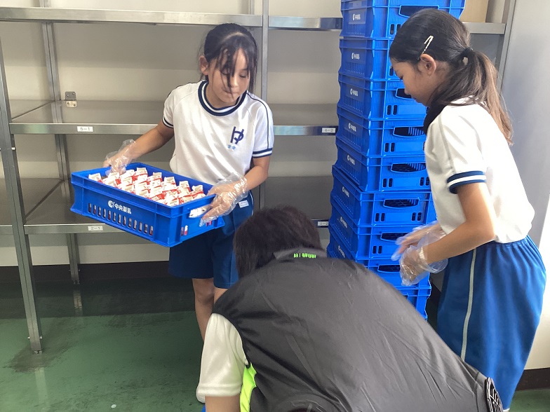 給食委員