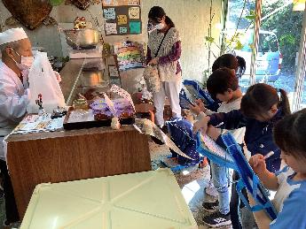 お店のことをいろいろインタビューします