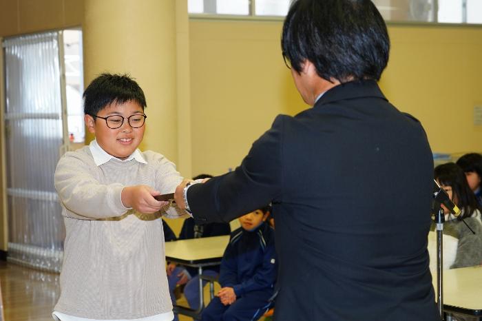 豊川市ライオンズより善行児童表彰