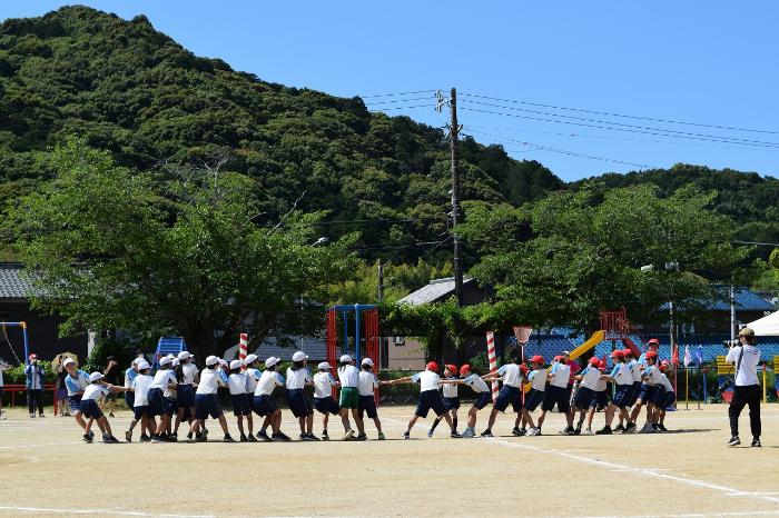 五色綱引き！最後の1本に集中だ！
