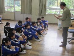 読み聞かせ6年生
