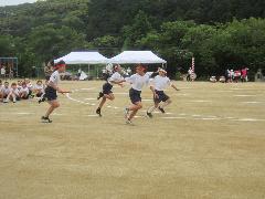 運動会「3・4年生リレー」