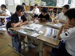 税金が何に使われているか話し合う子どもたち