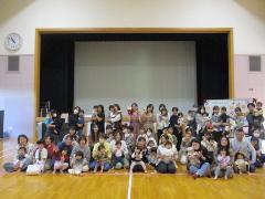 全員で記念写真を撮りました。