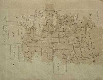 黄土色になった古い手書きの古地図