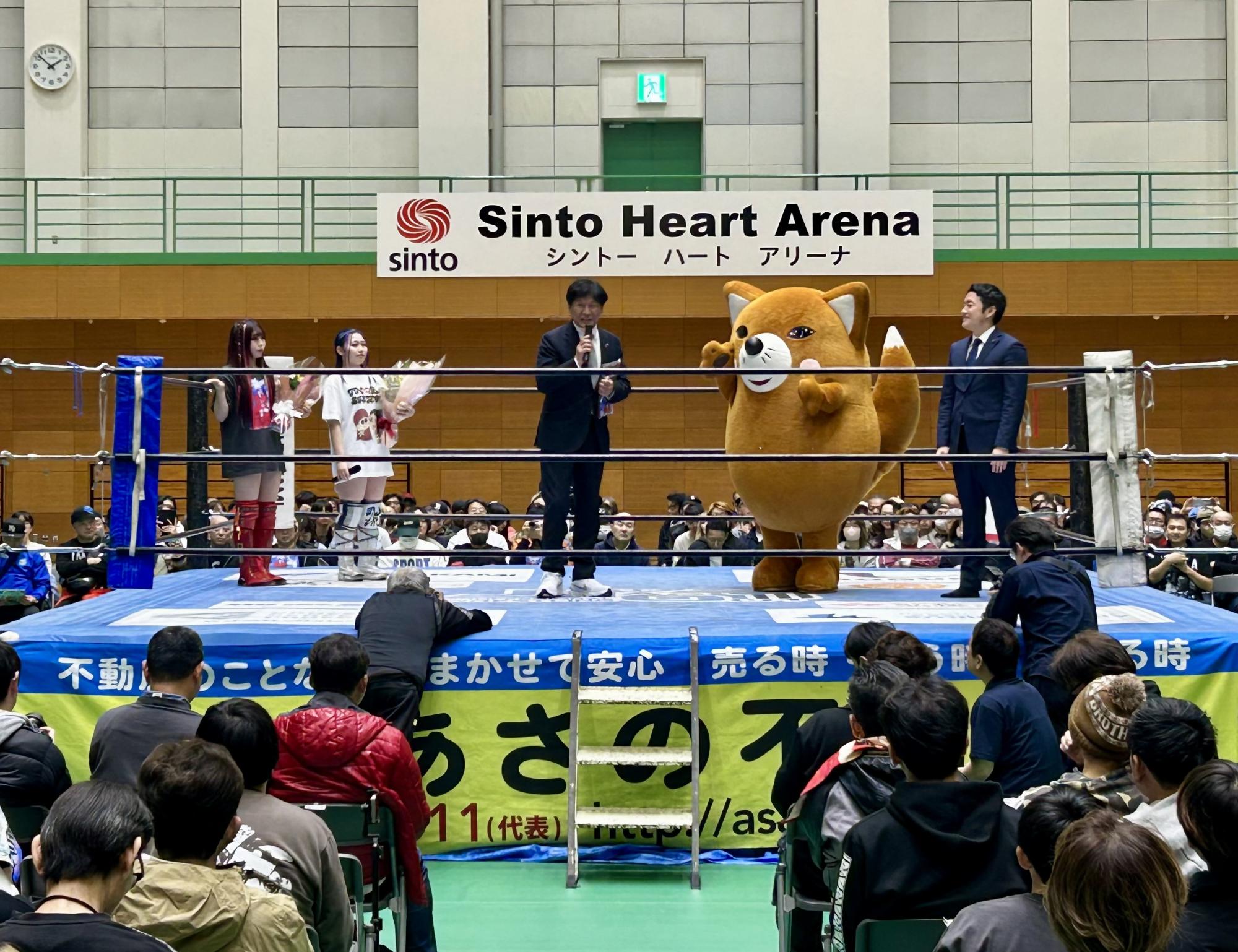 豊川市出身女子プロレスラー稲葉姉妹自主興行