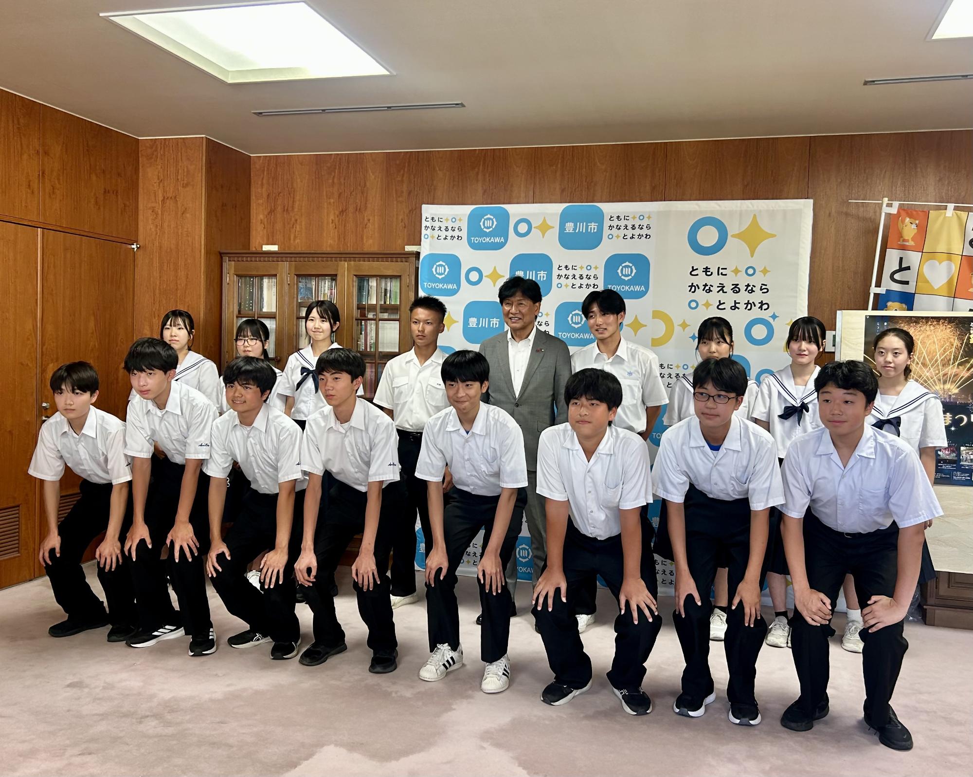 令和8年度全国中学校体育大会出場報告会・弓道結果報告会