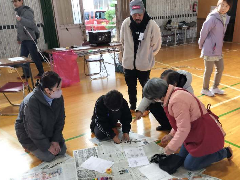 難しい部分は周りに聞きながら作っている写真