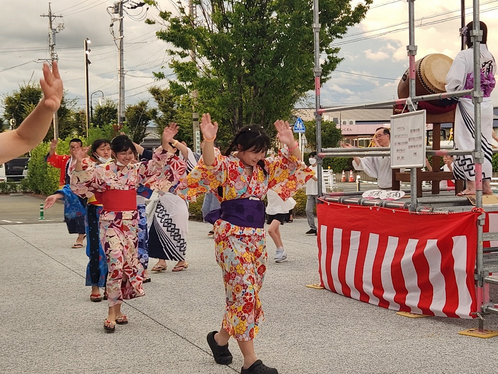 青年団盆踊り