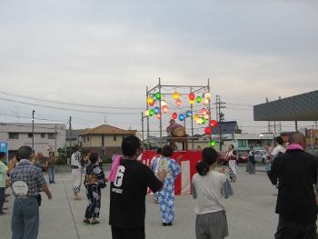 盆踊り大会の様子2
