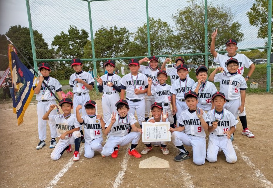小学男子ソフトボール優勝（八南校区）