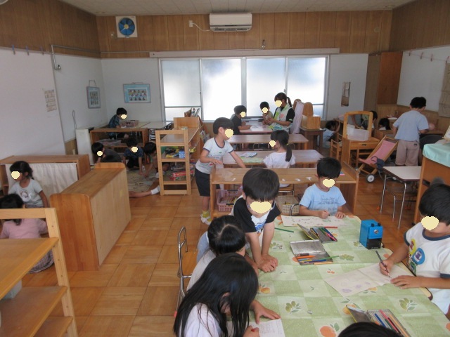 室内遊びの様子