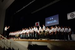 平和への想いを込めて合唱を行う豊川市立西部中学校の皆さん