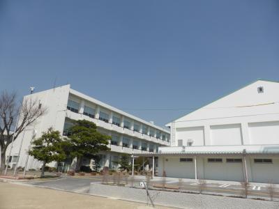 小坂井東小学校画像