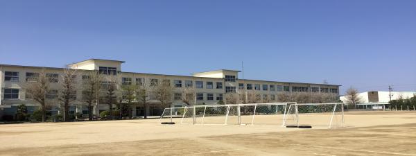 小坂井中学校画像